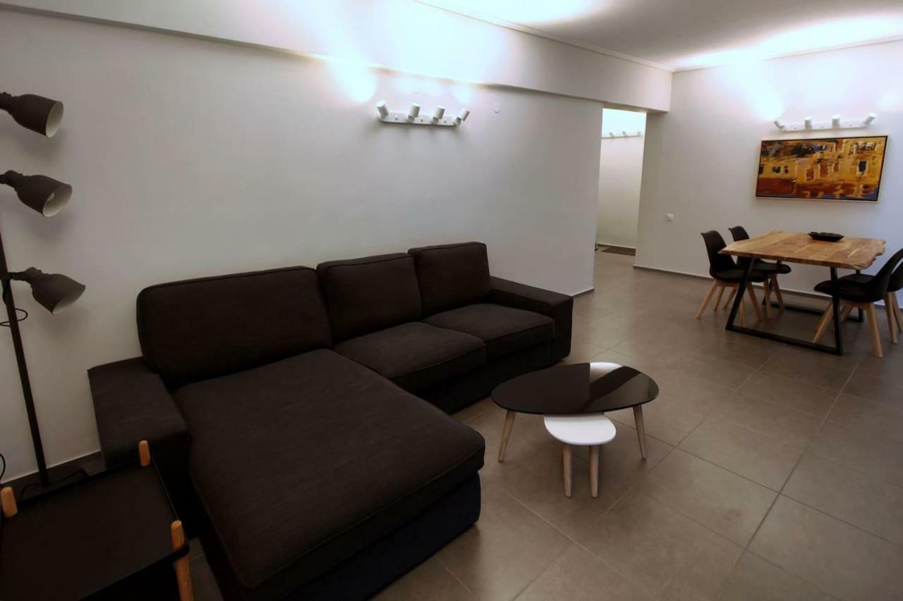 Seaside Renovated Top Floor Apartment Saronida Buitenkant foto